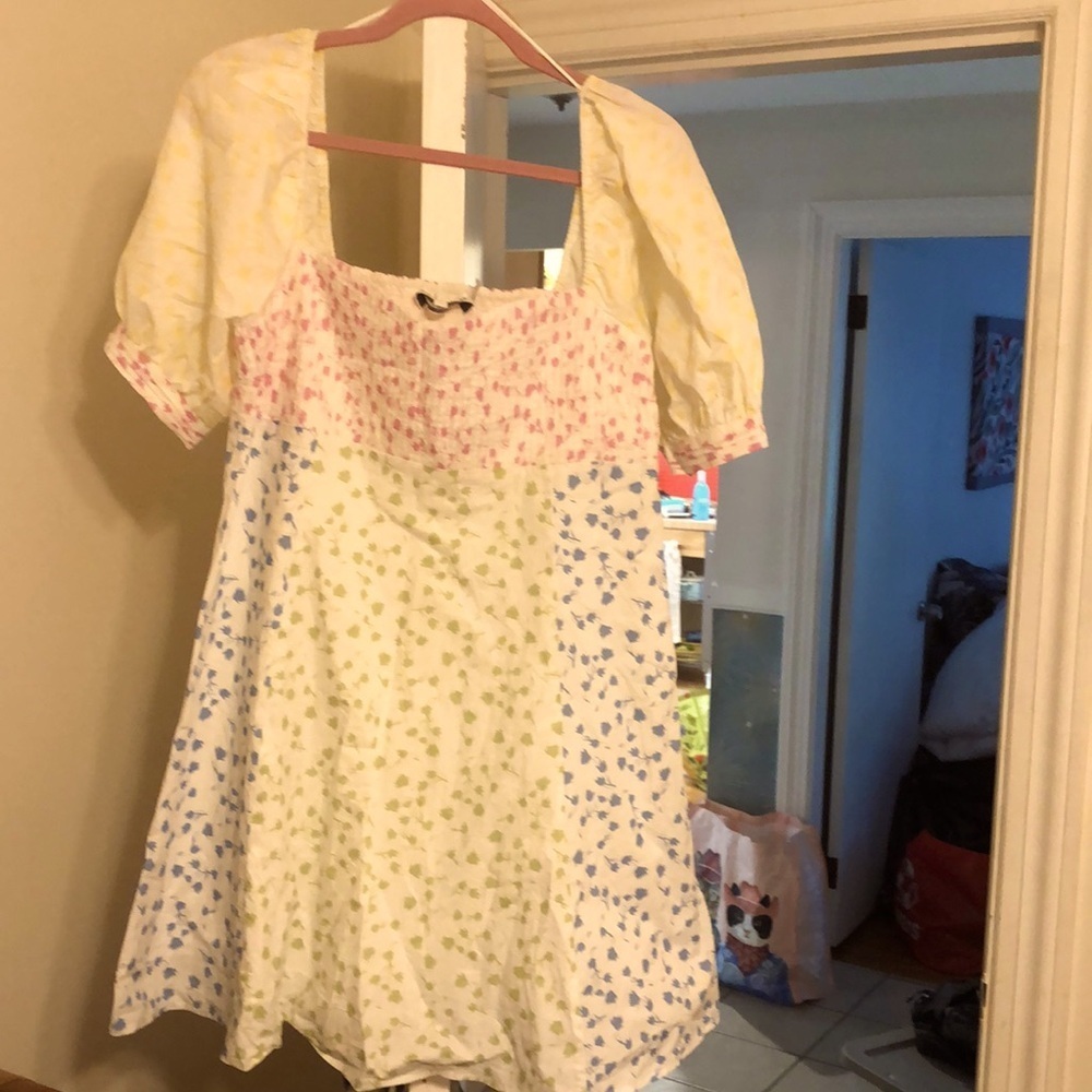 English Factory multi-floral print minidress with puffy short sleeves. Size L